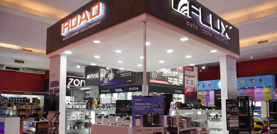 Flux Car Audio at IIMS 2025